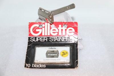 1957 Gillette Flared End DE Tech Razor, C-1  Date Code with Blades