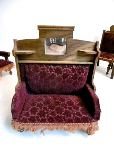 BEAUTIFUL ANTIQUE 4 PIECE BURGUNDY VELVET DOLLHOUSE FURNITURE - 19th century - Picture 2 of 17