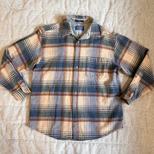 Vintage Pendleton 100% Wool Shirt Women’s Size L Plaid USA Made Runs Small READ