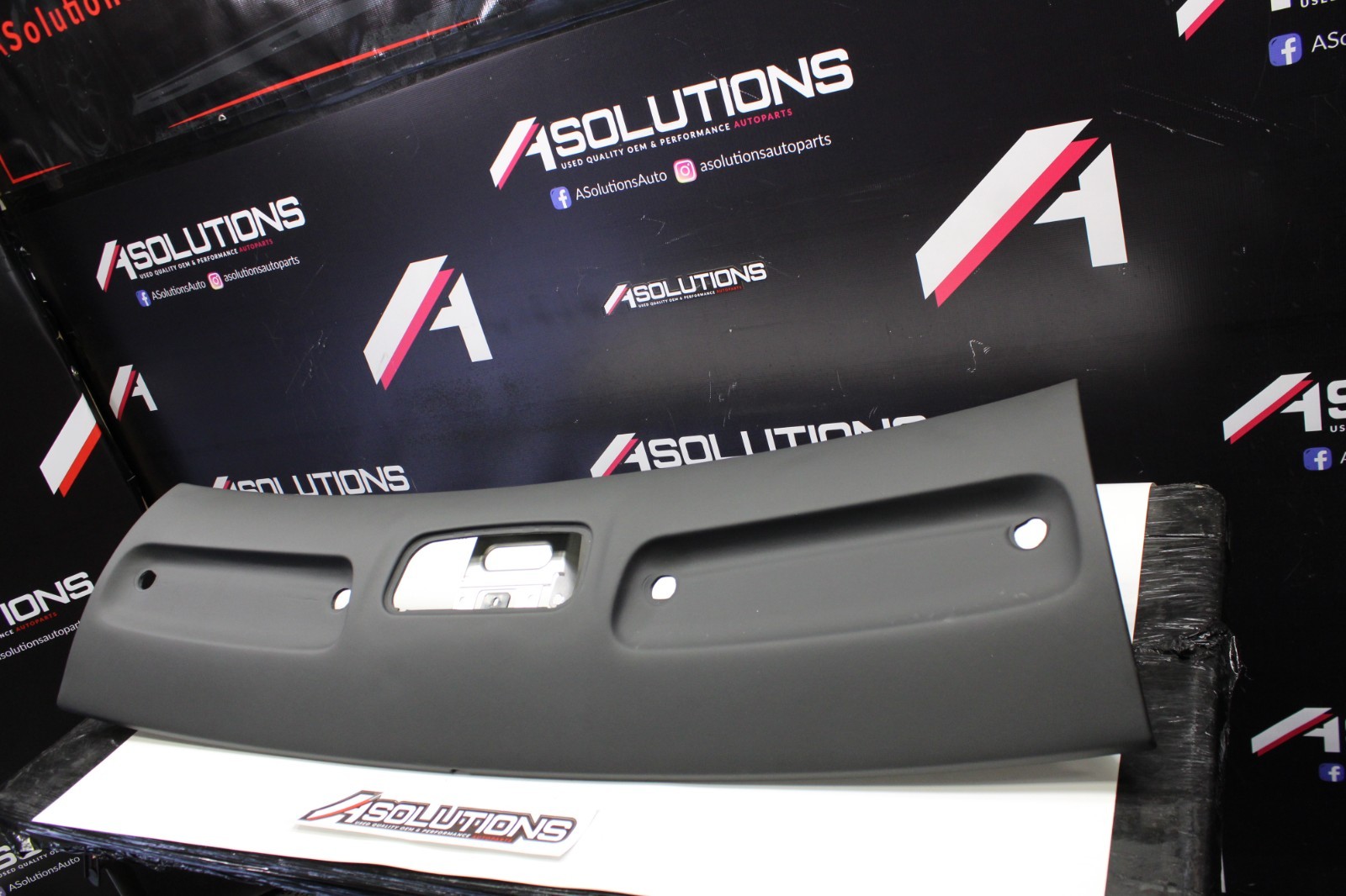 Lamborghini Huracan LP610 Roof Visor Trim Panel OEM Black Leather 4T0867512G QG8