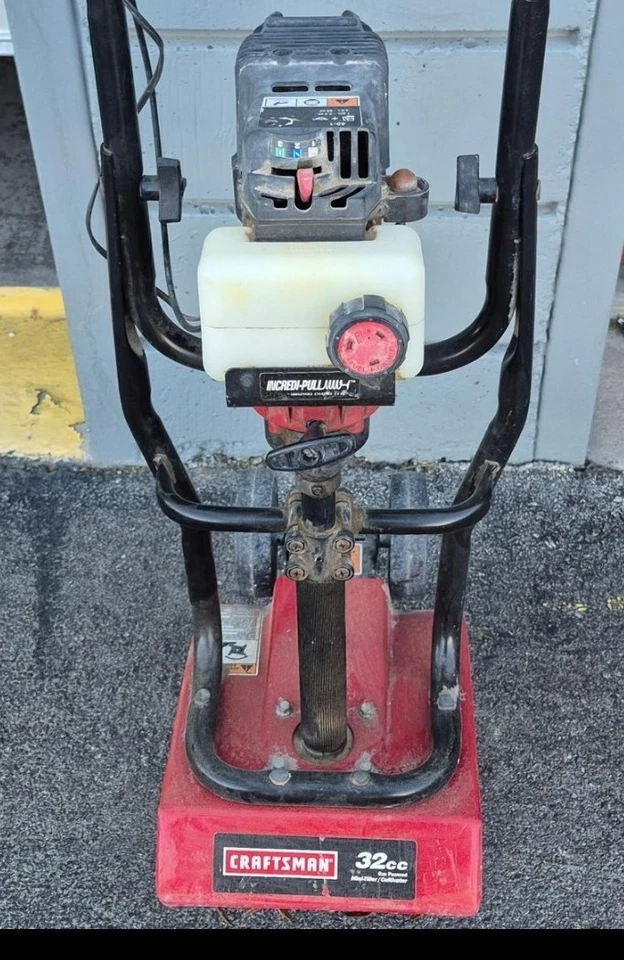 Mini cultivador/máquinas de cultivo Craftsman 32cc a gas Foto 2 de 4
