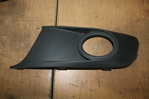 VW Caddy III 2K original Grill Stoßstange vorne links unten 2K5853665 A ab 10-15