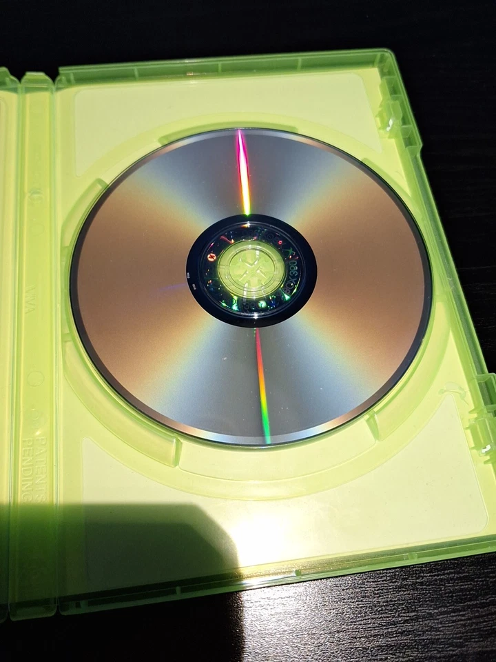 Gears of War 2 (Microsoft Xbox 360, 2008) CIB Complete - Image 4 of 4