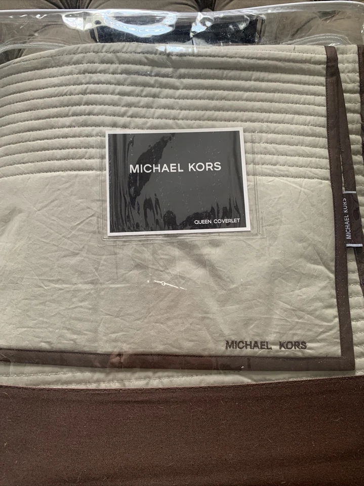 Nuevo en Paquete Michael Kors Jet Set Queen Edredón Cobertor ~ Bronceado/Marrón Foto 2 de 4