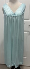 Vintage Vanity Fair Azure Mist Short Nightgown Medium New With Tags