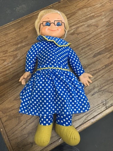 Vintage Mattel Mrs. Beasley Family Affair Doll With Glasses 1967 Non-Talking