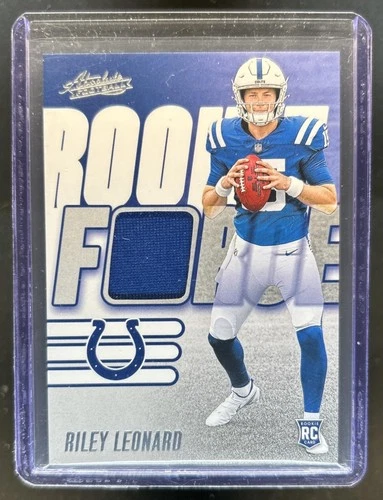 2025 Panini Absolute Riley Leonard Base (RAW)