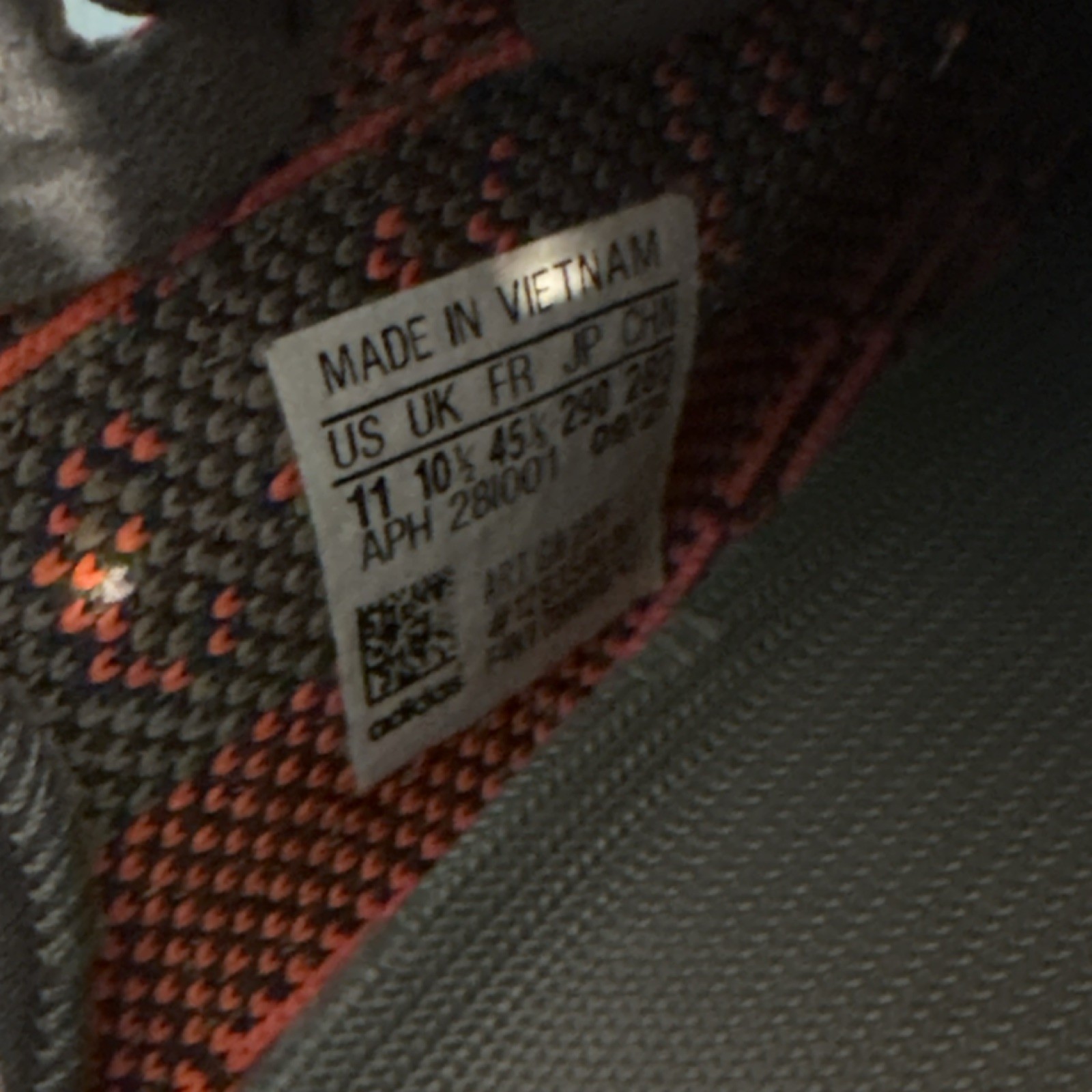 adidas Yeezy Boost 350 V2 Beluga Men's US 11 thumbnail 3