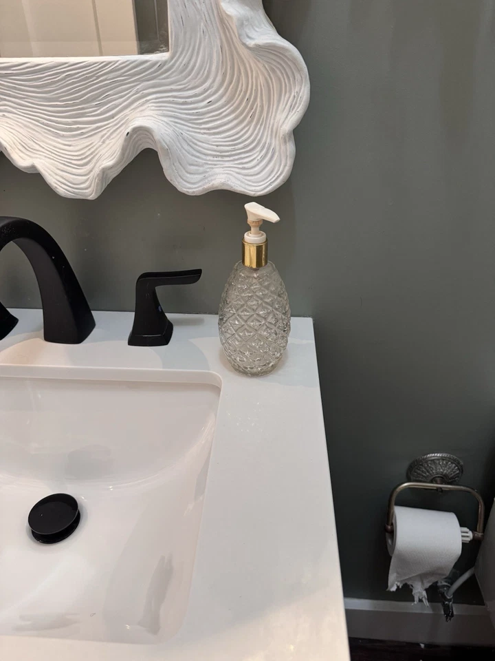 Vintage Super CUTE w/ anthropology vibes, Crystal/ glass soap dispenser - Image 3 of 4