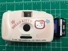 Rare Vintage Pink 1998 SANRIO Hello Kitty 35mm Film Camera Japan With 24exp Roll