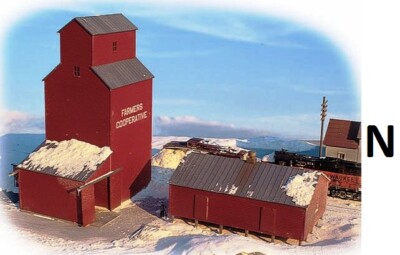 N Scale - Farmer's Co-op Rural Grain Elevator - Building Kit - 933-3238