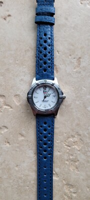 Tag Heuer WK1211 Midsize 2000 Series Womens Watch White