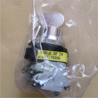 1PCS NEW FIT FOR Die casting machine key switch STCRJ2 32 Z4