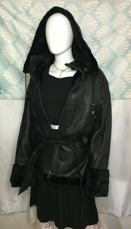 CHAQUETA/ABRIGO DE CUERO CON CAPUCHA DE PIEL DE VACA HECHA EN Italia colección marcia talla 3x Foto 4 de 4