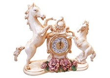 Orologio da tavolo Soprammobile Capodimonte con cavalli rampanti in porcellana