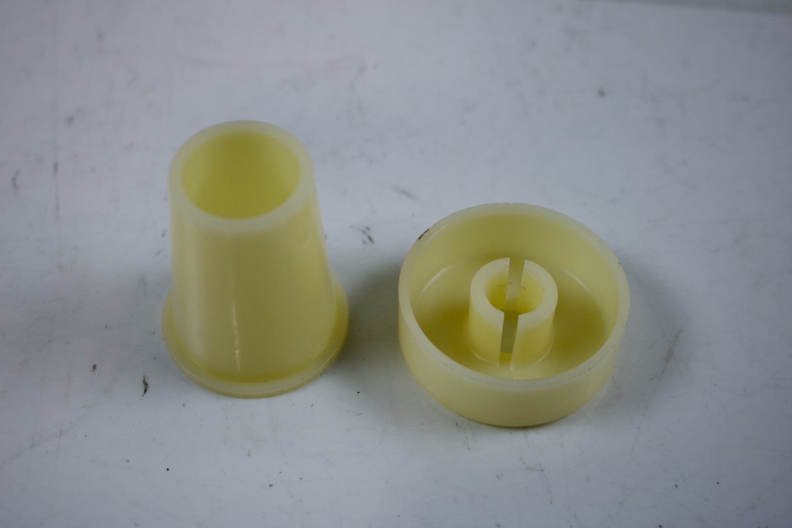 [NOS] ORIGINAL Bentley / Rolls Royce Aerial Antenna Repair Kit UR3427