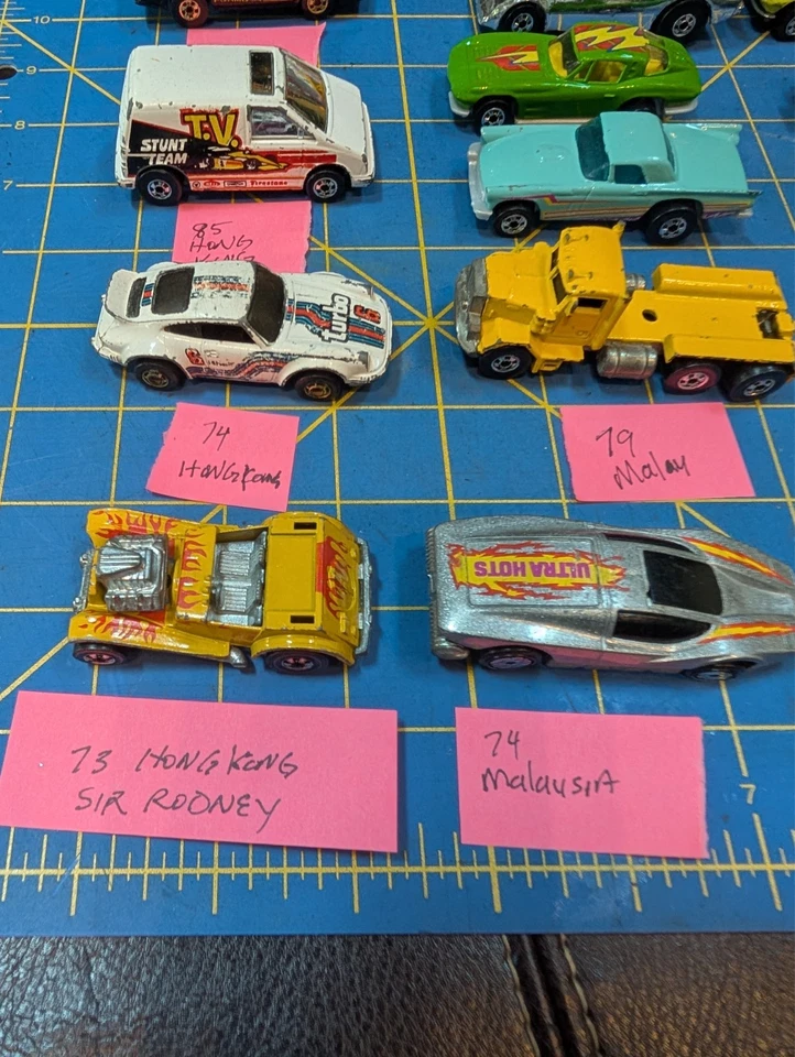 Hot wheels, 1 Redline Sir Rodney Roadster Vintage Hong Kong Misc. Lot of 18 - Image 4 of 4