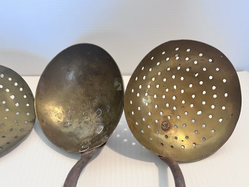 LOT 3 ANTIQUE PRIMITIVE BRASS BOWL IRON LADLE SPOONS - Picture 4 of 11