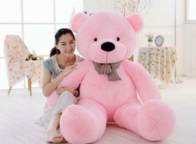giant teddy bear