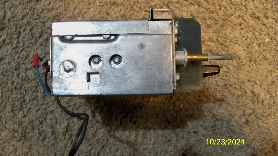 Philco Ford AM 1972 1973 radio D2OA-18806 Torino Fairlane Foto 4 de 4