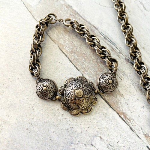 Vintage Victorian Revival Engraved Domes Silver Plated Necklace and Bracelet Set - Picture 5 of 7