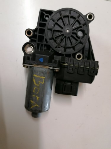 VW Bora Golf 4 Fensterheber Motor Vorne links 0130821787 Bosch #273