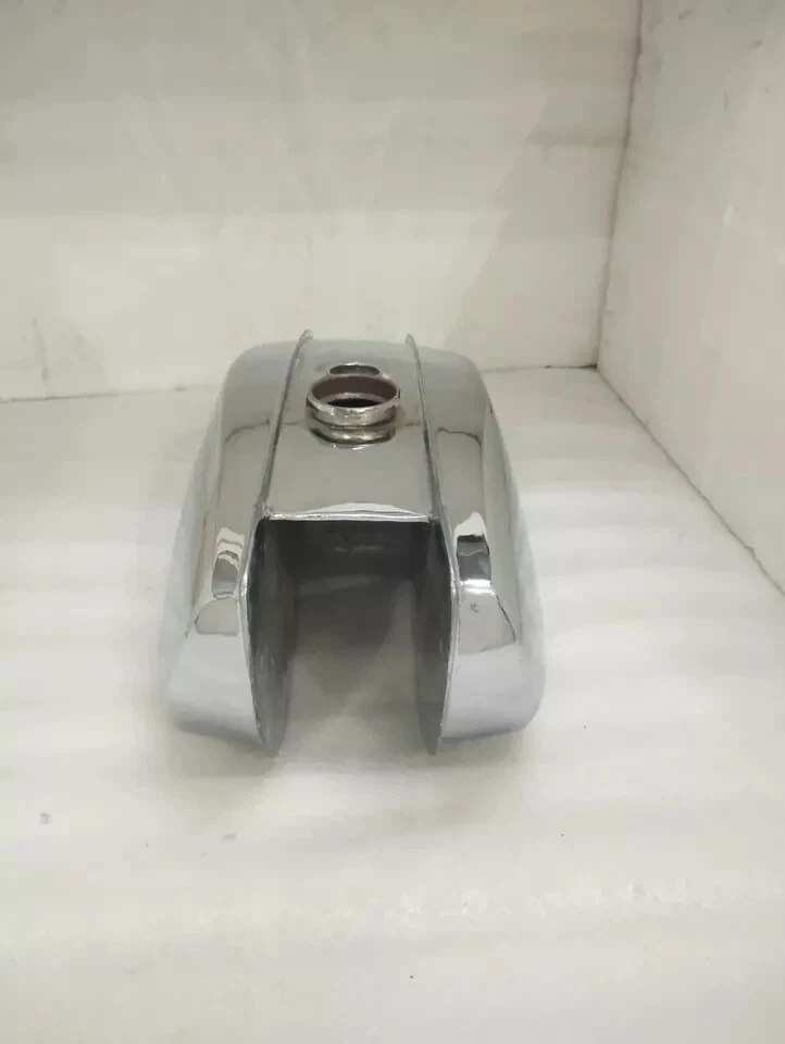 BSA A65 THUNDERBOLT LIGHTNING ALUMINIO PULIDO GAS TANQUE GASOLINA MODELO AÑOS 70 | Ajuste Foto 4 de 4