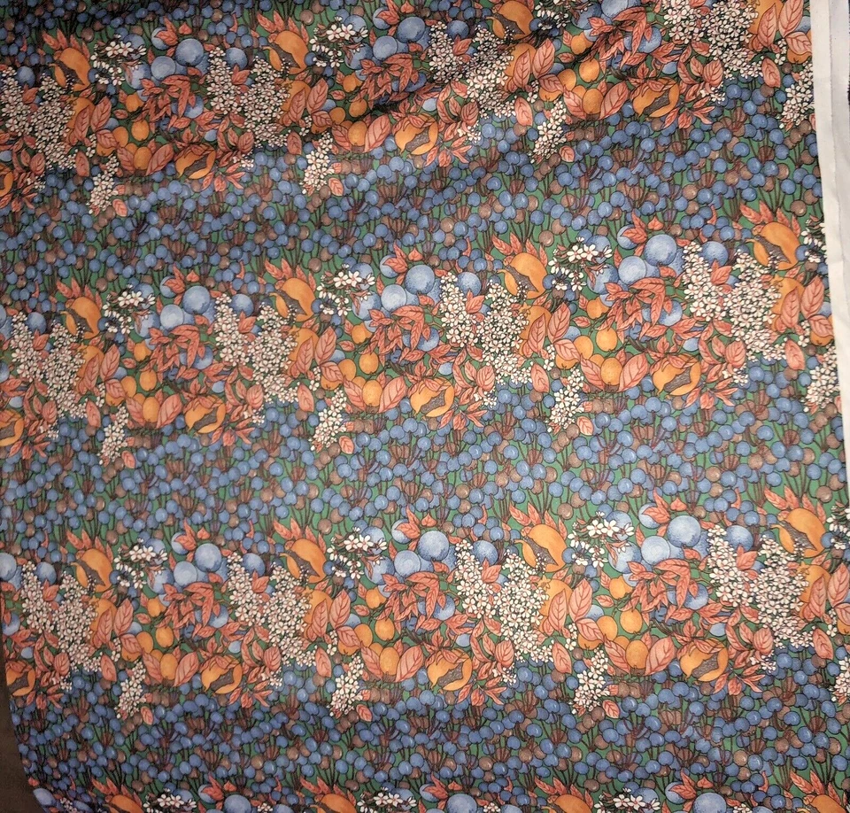 VTG Blueberries/Cherry Floral Polyester Knit Fabric w/25% Stretch 60" X 33" - Image 4 of 4