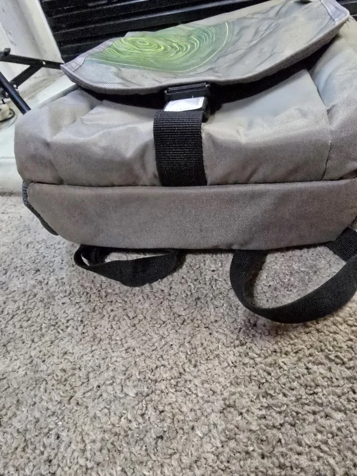 Mochila Bolsa de Viaje Xbox 360 Gris Edición Limitada. Foto 4 de 4