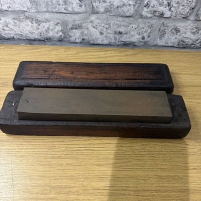 Vintage Natural Fine Grain Honing Stone Whetstone Oilstone In Wood Bench Box
