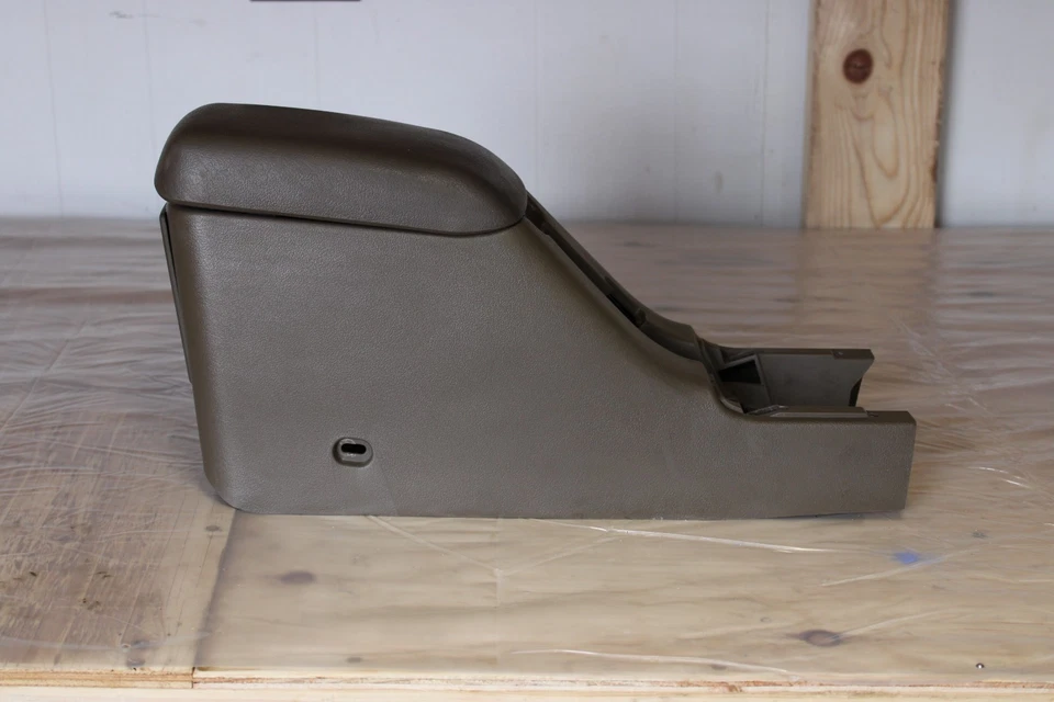 Conjunto de consola reposabrazos central Mazda 626 1993-1996 Foto 2 de 4