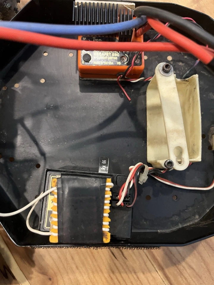 Vintage Team Associated RC10 Stealth ATC Package Futaba Control Motor Novak Nice - Image 4 of 4