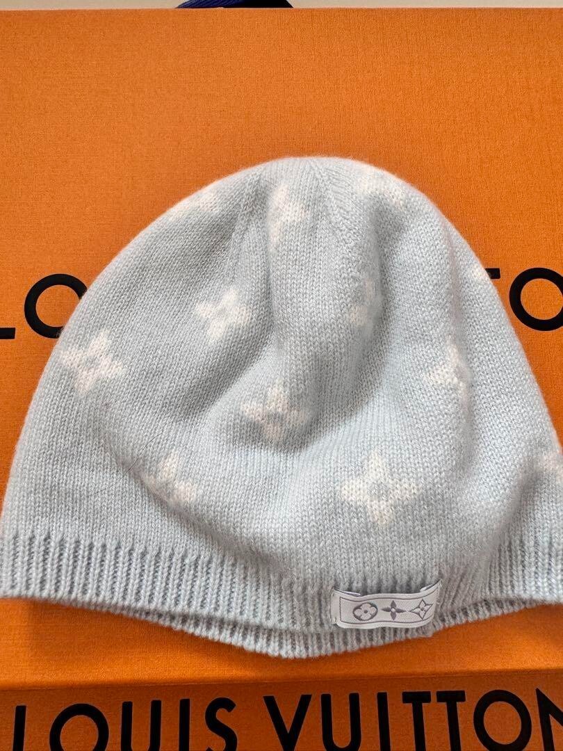 Louis Vuitton Baby Gift Set - Hat, Mittens, Socks - Light Blue