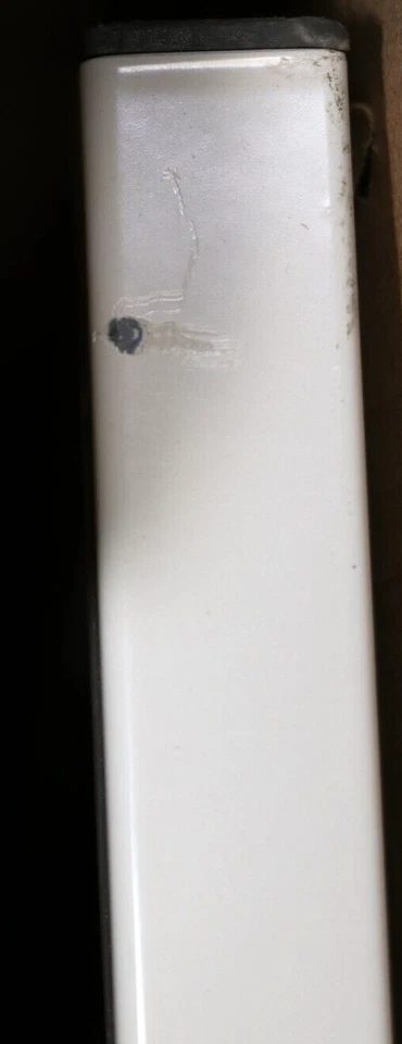 Geuther 4792+ Easylock Plus Türschutzgitter Passung:80,5 cm - 88,5 cm mit Macken - Bild 4 von 4