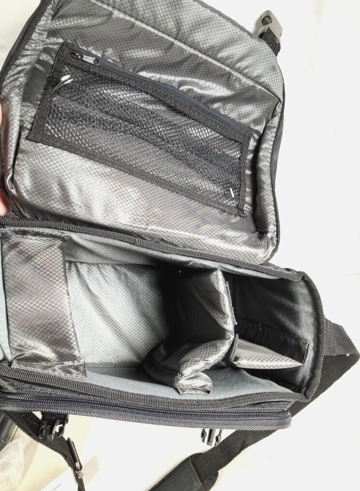 原装尼康相机套豪华数码单反相机黑色肩带垫分隔板 — 第 2/4 张图片