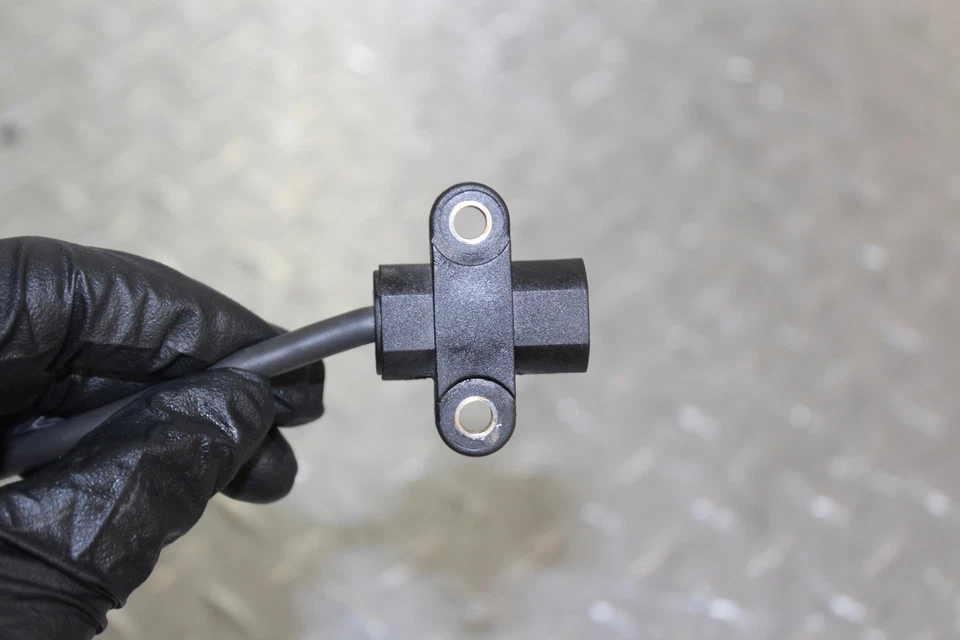 Interruptor sensor relé MV AGUSTA F4 1000S 2006 Foto 2 de 4