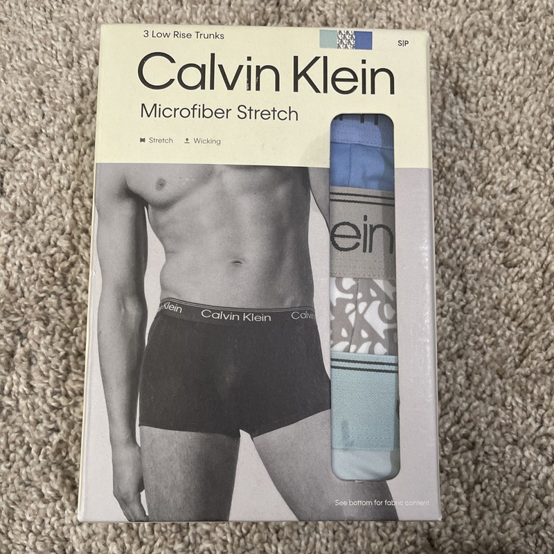 NIB- Calvin Klein - Men’s S- 3 Low Rise  Trunks