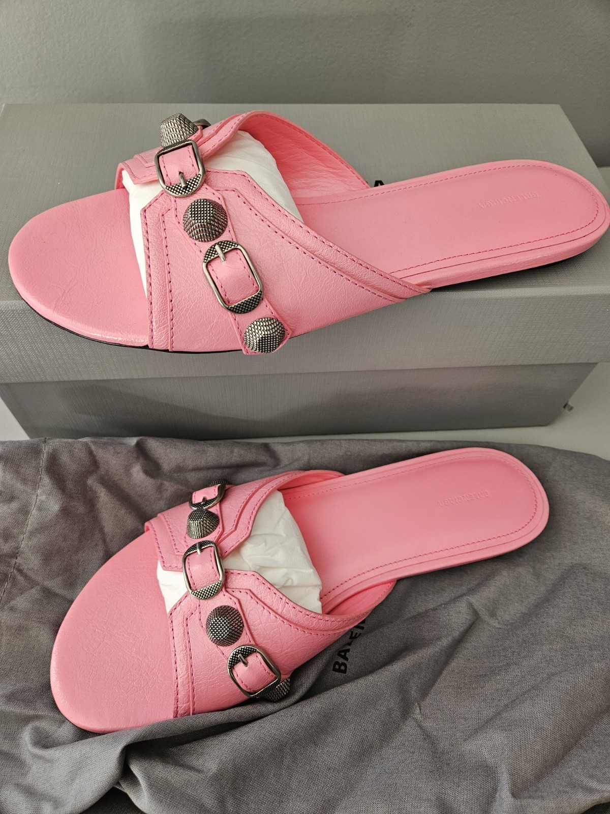 Balenciaga Womens Cagole Sandal Flat Pink Size EU41 US10/ 10.5 thumbnail 3