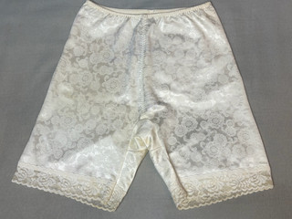 St Michael white satin bloomers French satin SATIN M@S HALF SLIP Petticoat 16
