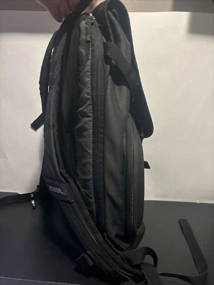 THULE Sweden Crossover Black Backpack Laptop Bag Hiking Bag Book Bag 18” - Image 3 of 4