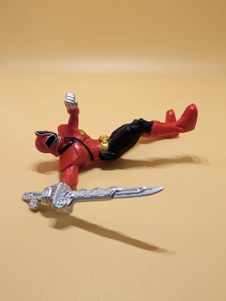 Figura de acción Power Rangers Samurai Mega Red Ranger Fire 4"  Foto 3 de 4