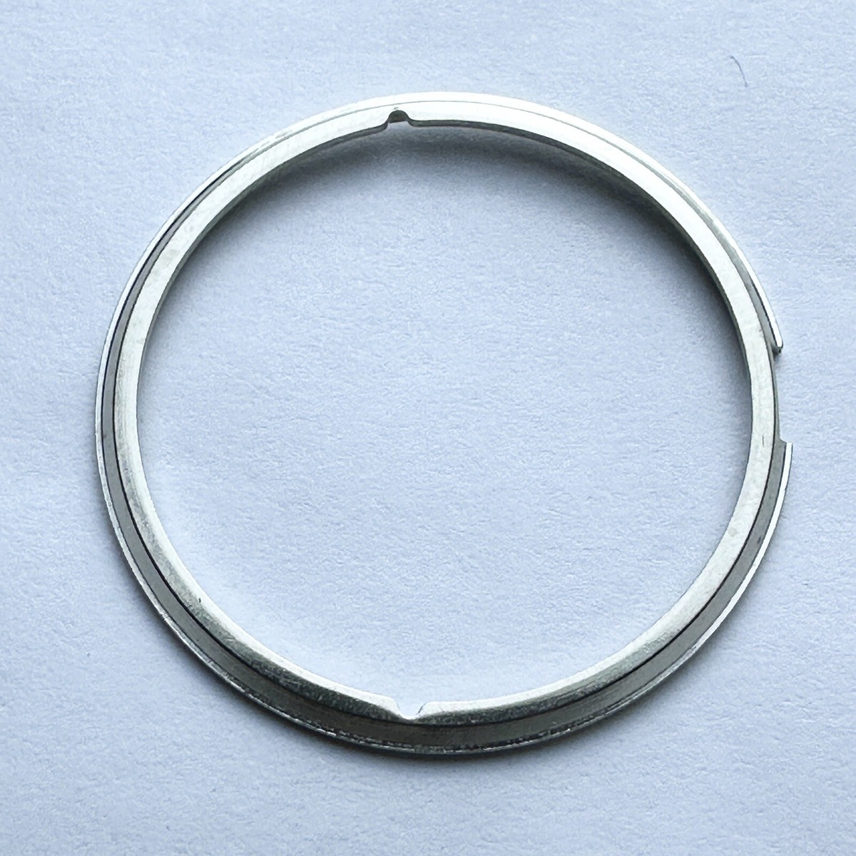 ORIGINAL NOS HOLDING RING FOR DIAL VINTAGE SEIKO 5206, 5245, 5246