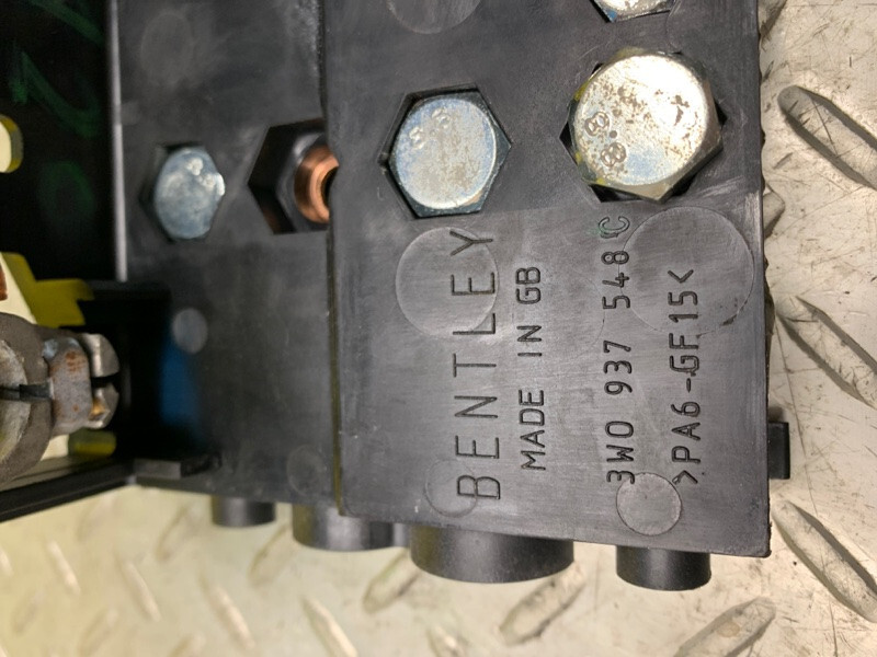 05 06 07 08 09  Bentley Continental GT Battery Terminal Fuse Box OEM 3W0937548C