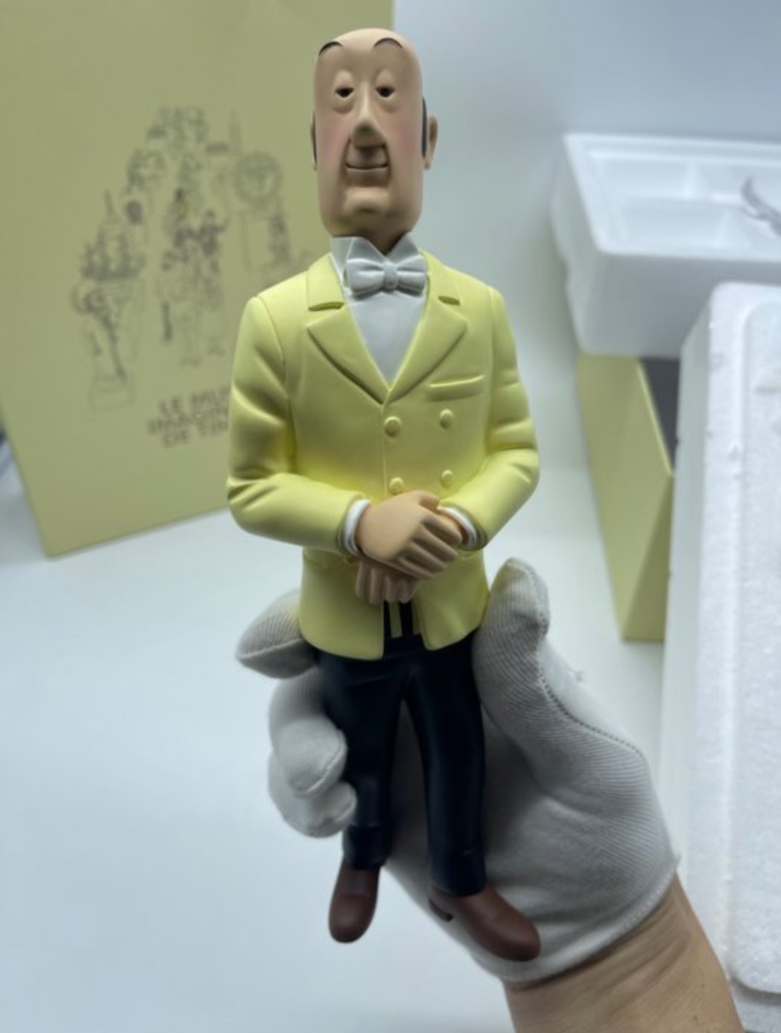 Figurine Nestor Tintin Musée Imaginaire idée cadeau idéal pour collectionneur