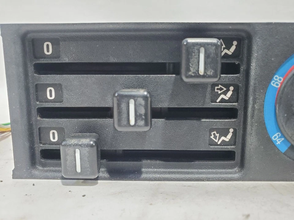 1989 1995 BMW 525I OEM Complete with Board AC Temperature Control - Image 3 of 4