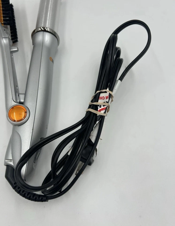 Escova alisadora de cabelo rotativa ferro quente INSTYLER IS1001 1-1/4” prata - Testada - Imagem 3 de 4