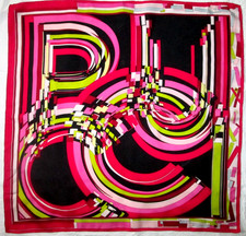 PUCCI foulard  soie  en  TBEG vintage  85x87 cm