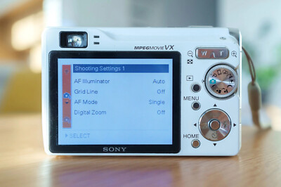 Sony Cyber-shot DSC-W80 7.2MP CCD Vintage Digital Camera - 100