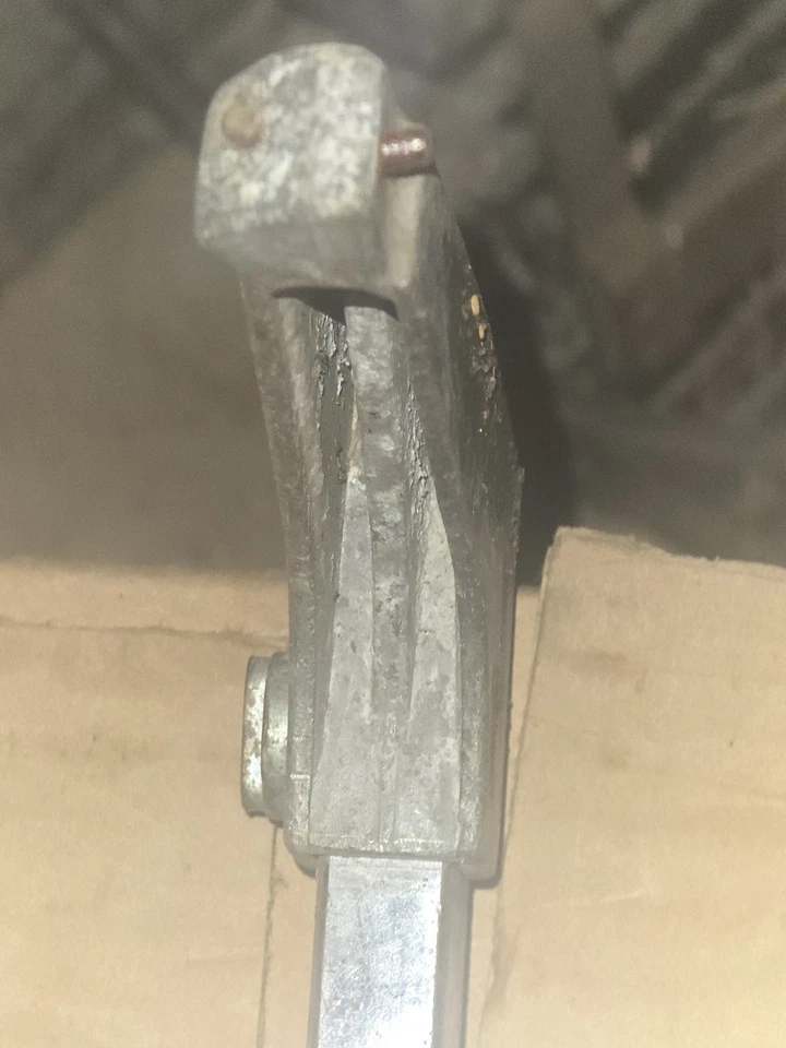 Klein Tools Electician Bi-Metal Hacksaw 12" 701-S - Image 4 of 4