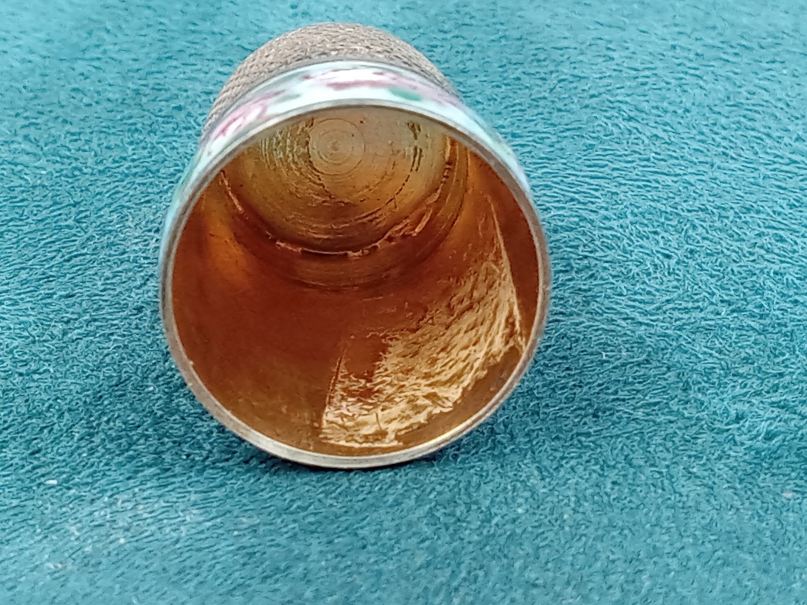 Sterling Silver Thimble w. Flower Themed Enamel Band at Bottom